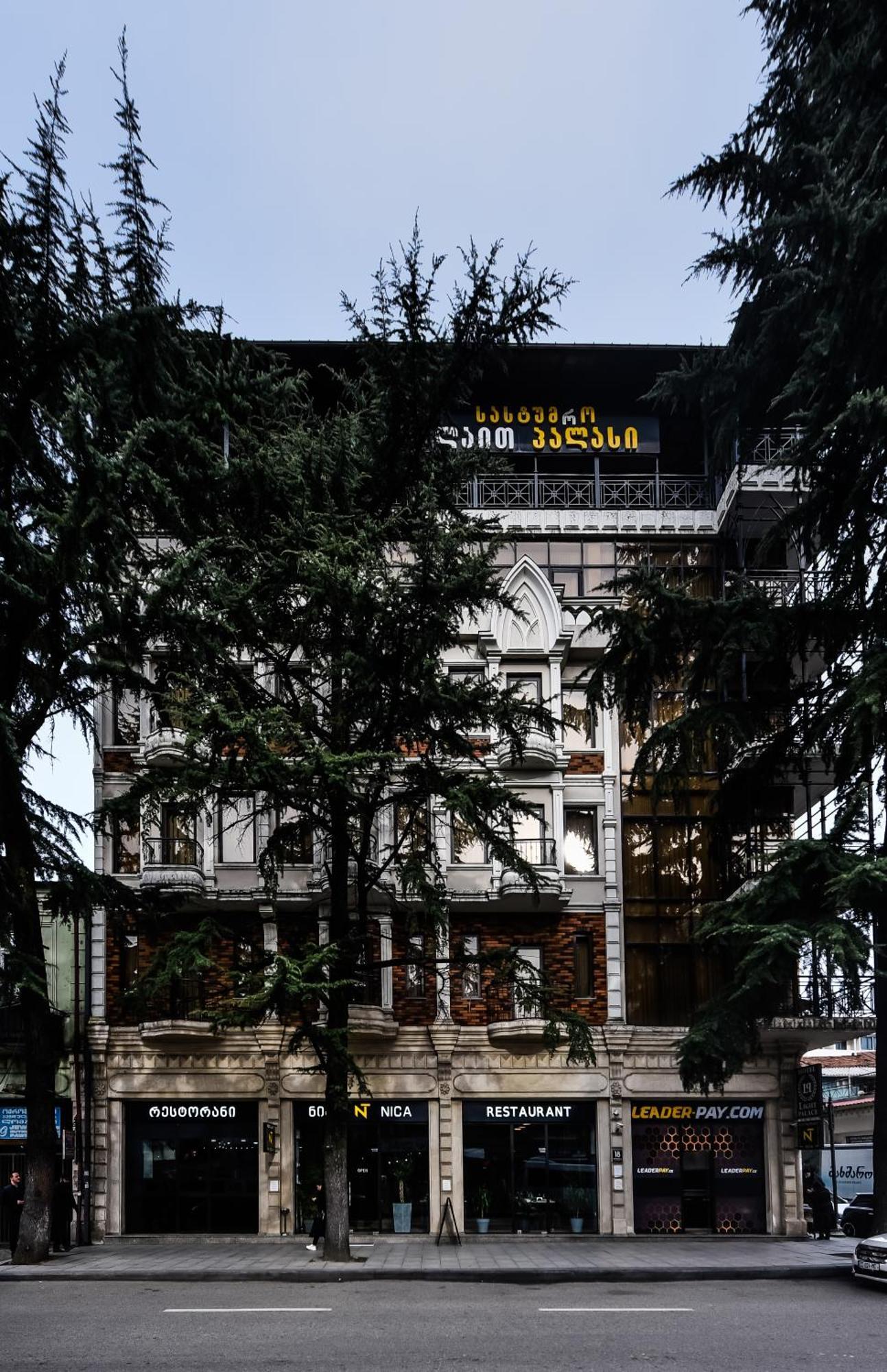 Hotel Light Palace Batumi Exterior photo